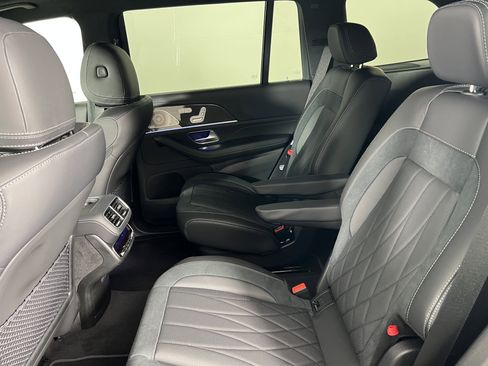 New 2026 Mercedes-Benz GLS 63 AMG 4MATIC image 21