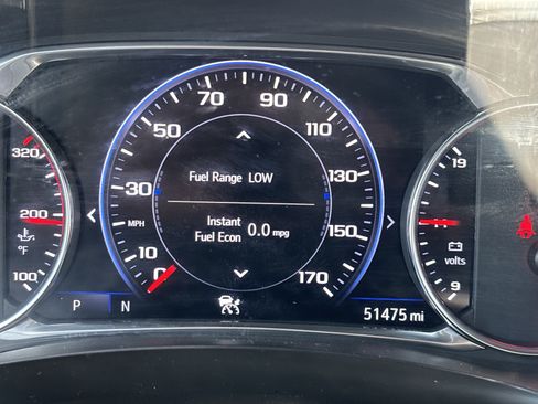Used 2023 Chevrolet Traverse Premier w/ Redline Edition FWD image 33