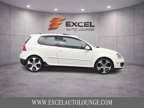 Used 2009 Volkswagen GTI 2-Door FWD image 10