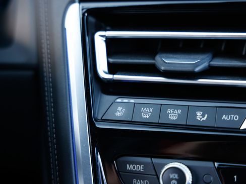 Used 2023 BMW 840i Coupe image 37