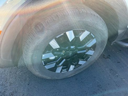 Certified 2025 Hyundai Santa Cruz SEL image 32