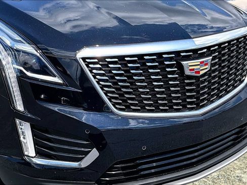 Certified 2023 Cadillac XT5 Premium Luxury AWD/4WD image 33
