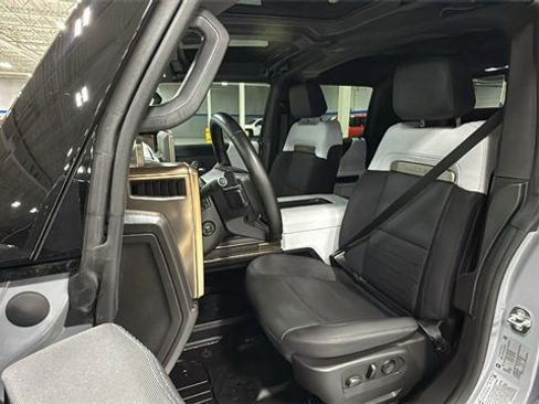 Used 2025 GMC Hummer EV 2X image 11