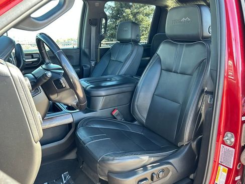 Used 2022 Chevrolet Silverado 2500 High Country w/ LPO, Hitch Package image 17