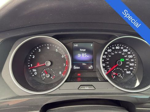 Used 2019 Volkswagen Tiguan SE w/ Panoramic Sunroof Package image 24