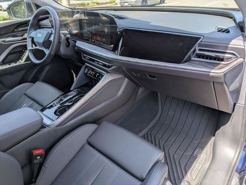 Certified 2025 Audi Q5 Premium w/ Premium Plus AWD/4WD image 28