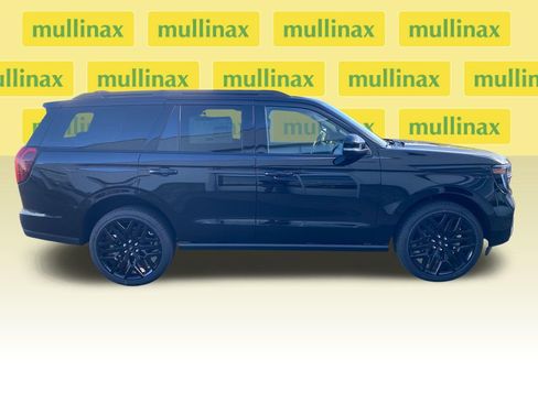 New 2026 Ford Expedition Platinum AWD/4WD image 2