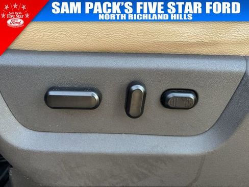 Used 2016 Ford F250 Lariat w/ Lariat Interior Package image 21