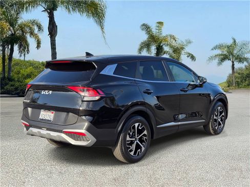 Used 2023 Kia Sportage EX FWD image 4