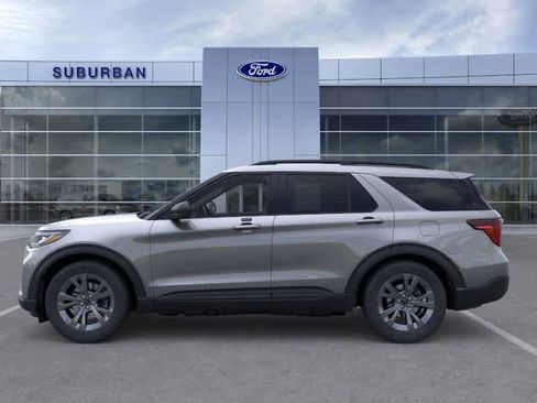 New 2026 Ford Explorer Active w/ Active Comfort Package image 3