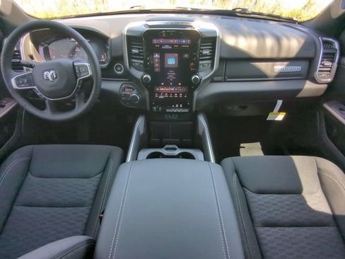 New 2026 RAM 1500 Big Horn AWD/4WD image 17