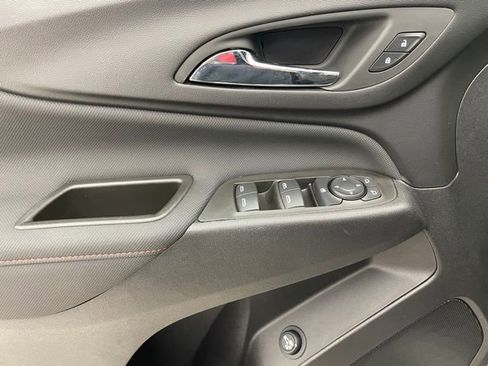 Certified 2024 Chevrolet Equinox RS image 10