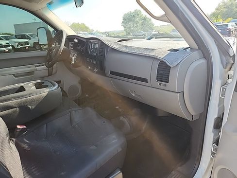 Used 2011 Chevrolet Silverado 3500 W/T AWD/4WD image 35