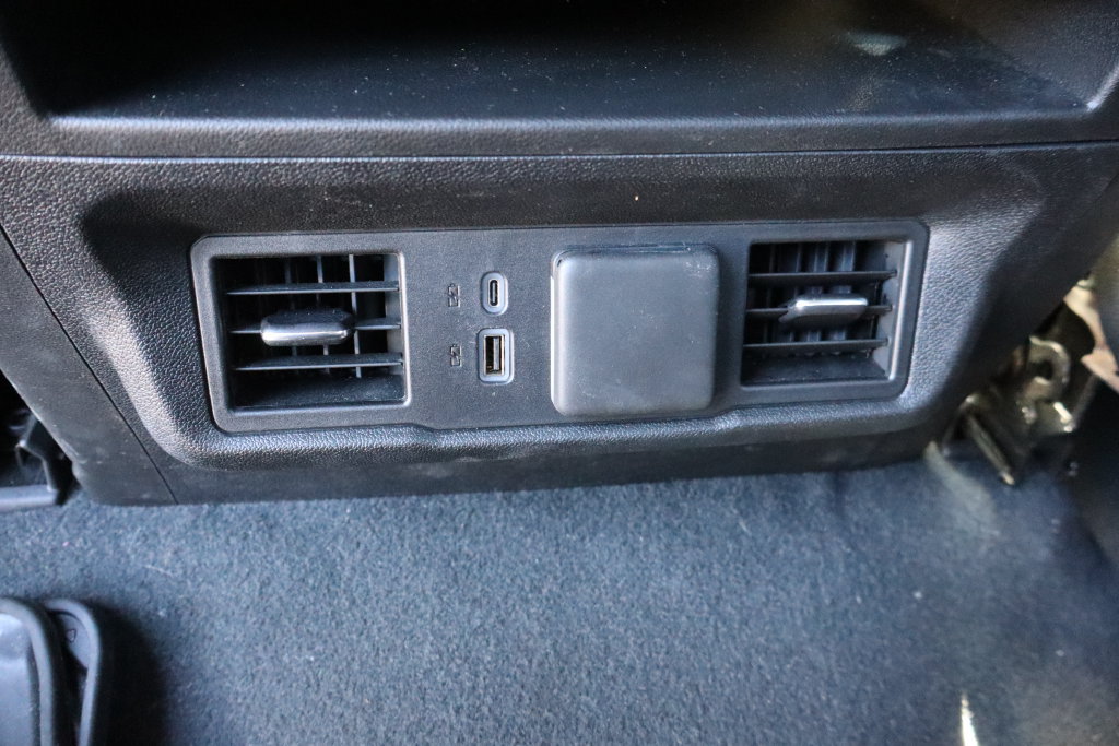 Used 2025 Chevrolet Silverado 1500 LT AWD/4WD image 22