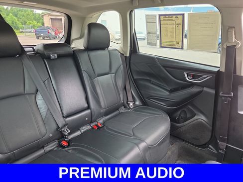Used 2021 Subaru Forester Limited AWD/4WD image 9