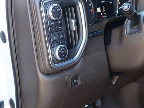 Used 2021 GMC Sierra 1500 Denali w/ Denali Ultimate Package AWD/4WD image 25