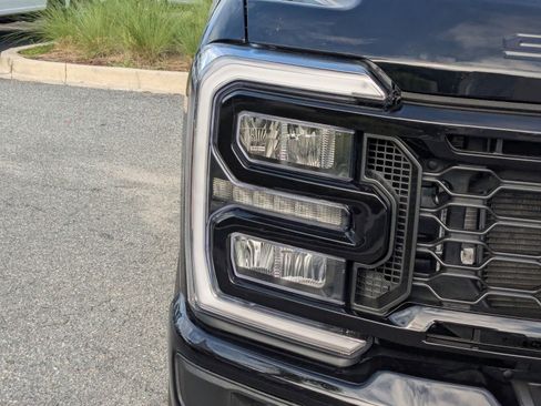 New 2025 Ford F350 Lariat w/ Lariat Ultimate Package image 11