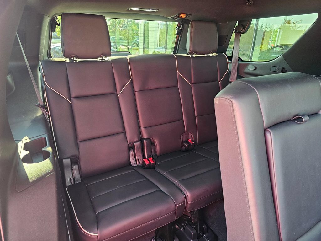 Used 2021 Cadillac Escalade Premium Luxury w/ Driver Assist Tech Package AWD/4WD image 13