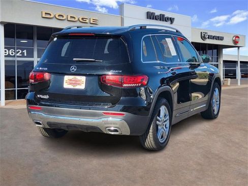 Used 2023 Mercedes-Benz GLB 250 4MATIC image 3