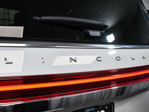 Used 2023 Lincoln Navigator Reserve image 90