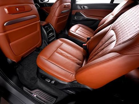 Used 2024 BMW X7 M60i w/ Executive Package AWD/4WD image 28