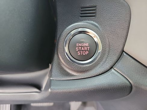 Used 2020 Subaru Outback Limited w/ Popular Package #2 image 25