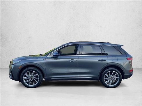 Used 2025 Lincoln Corsair FWD w/ Equipment Group 101A image 9
