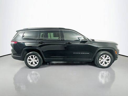 Used 2022 Jeep Grand Cherokee L Limited AWD/4WD image 8