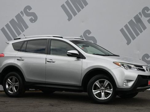 Used 2015 Toyota RAV4 XLE FWD image 3