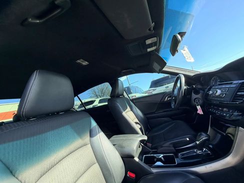 Used 2016 Honda Accord Sport image 26