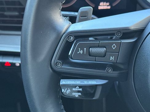 Certified 2022 Porsche 911 Carrera RWD image 29