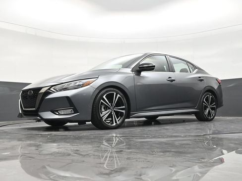 Used 2022 Nissan Sentra SR w/ Electronics Package FWD image 21