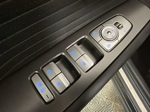 Certified 2025 Hyundai Palisade Calligraphy AWD/4WD image 10