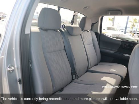 Used 2018 Toyota Tacoma SR5 image 13