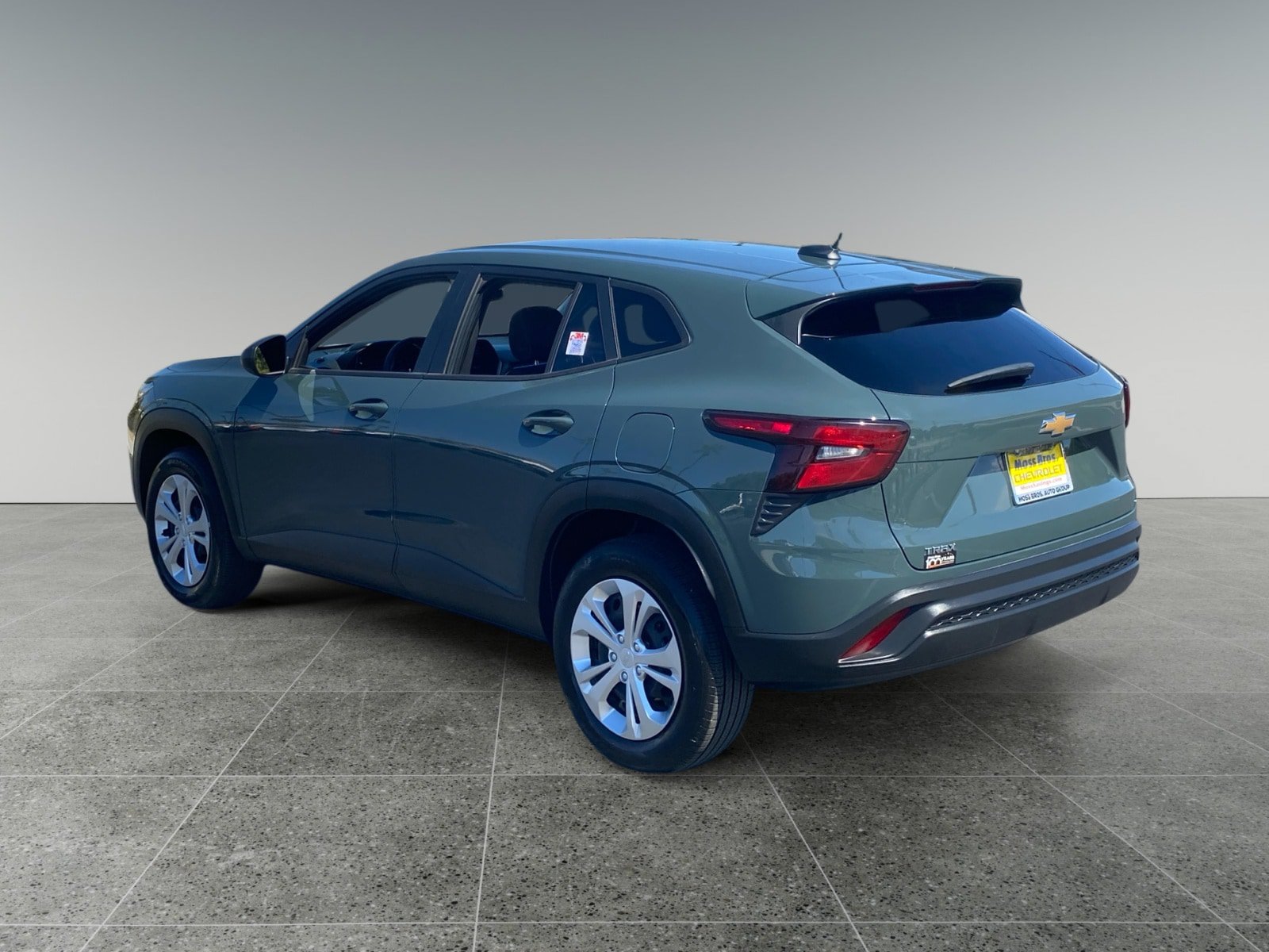Used 2026 Chevrolet Trax LS FWD image 3