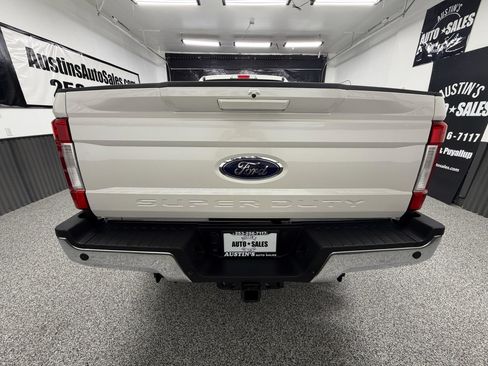 Used 2019 Ford F350 Lariat w/ Lariat Ultimate Package AWD/4WD image 4