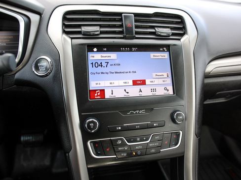 Certified 2019 Ford Fusion SE w/ Equipment Group 151A image 21