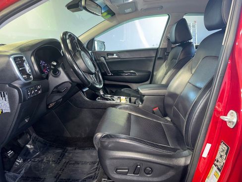 Used 2019 Kia Sportage EX w/ EX Technology Package image 16