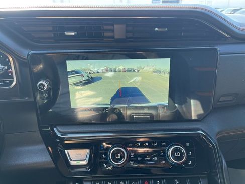 Used 2024 GMC Sierra 1500 AT4 w/ Technology Package image 14