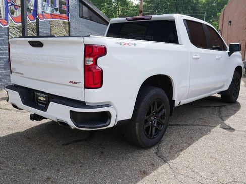 Used 2023 Chevrolet Silverado 1500 RST w/ Protection Package AWD/4WD image 3