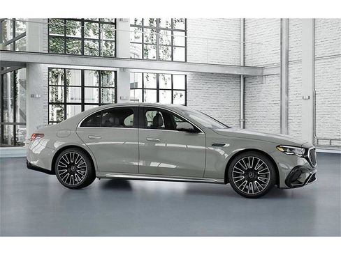 New 2026 Mercedes-Benz E 53 AMG e 4MATIC Sedan image 14