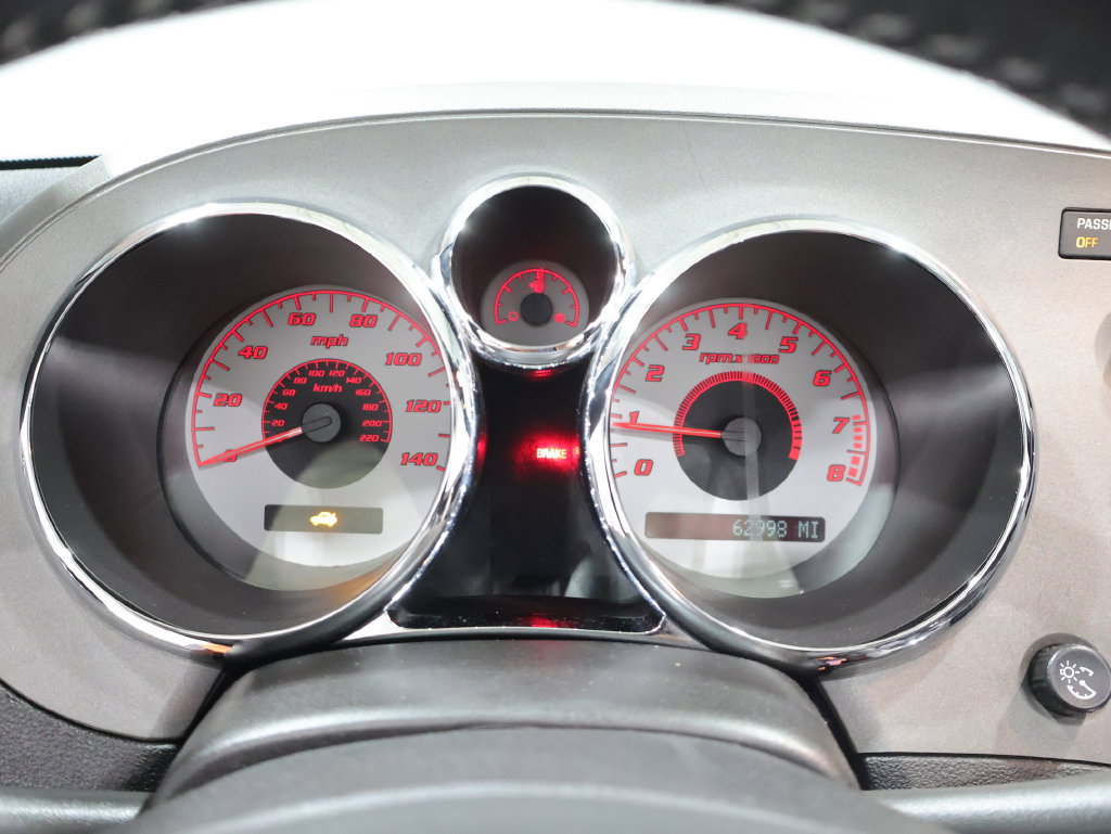 Used 2006 Pontiac Solstice Convertible w/ Premium Package RWD image 34