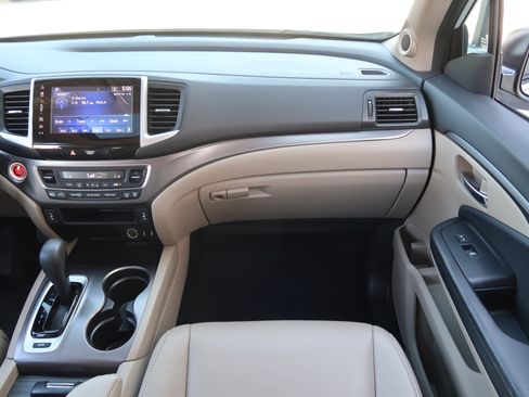 Used 2017 Honda Pilot EX-L image 15