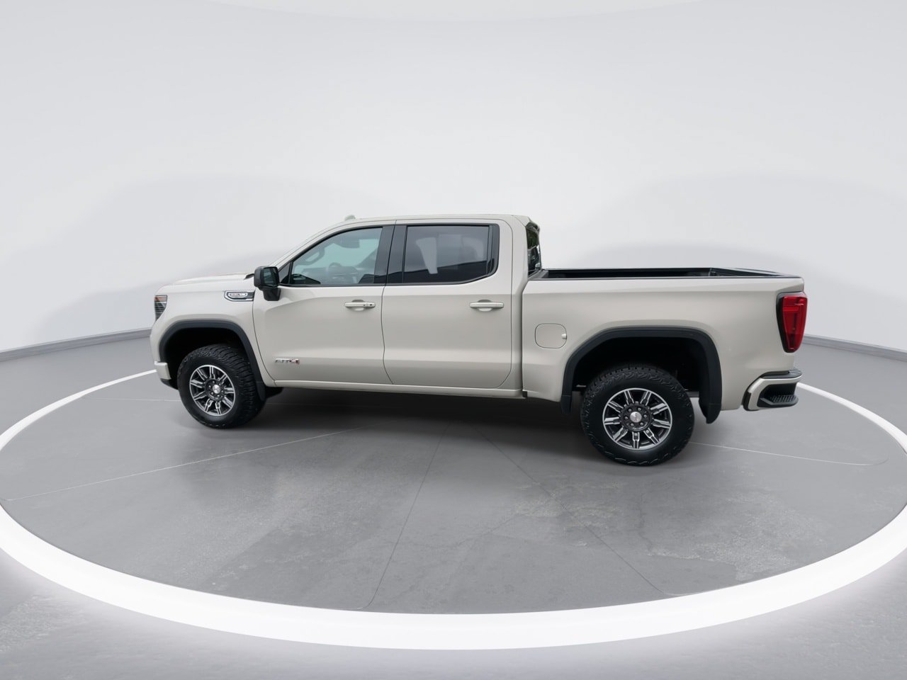 Used 2026 GMC Sierra 1500 AT4 AWD/4WD image 5