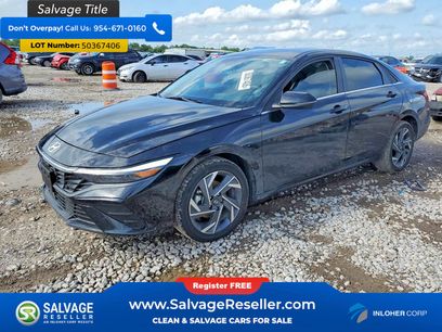 Used 2025 Hyundai Elantra Limited