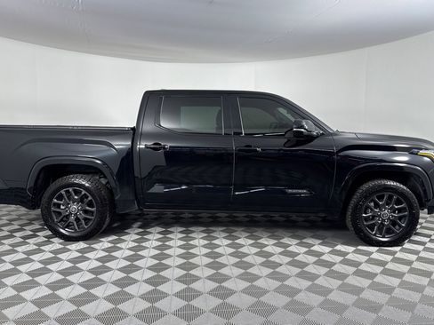 Used 2022 Toyota Tundra Platinum image 3