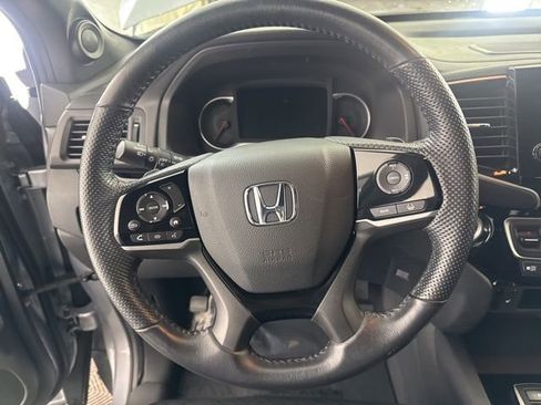 Certified 2019 Honda Passport Touring image 32