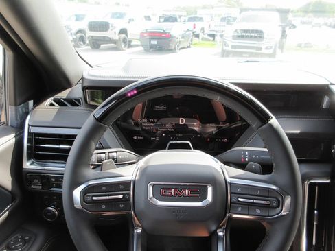New 2026 GMC Yukon Elevation w/ Elevation Premium Package AWD/4WD image 20