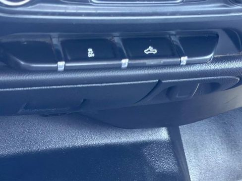 Used 2014 Chevrolet Silverado 1500 W/T RWD image 21