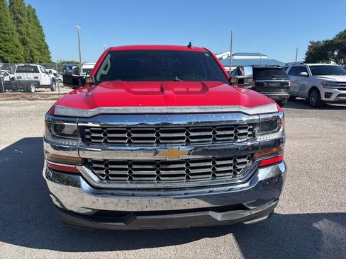 Used 2018 Chevrolet Silverado 1500 LT RWD image 2